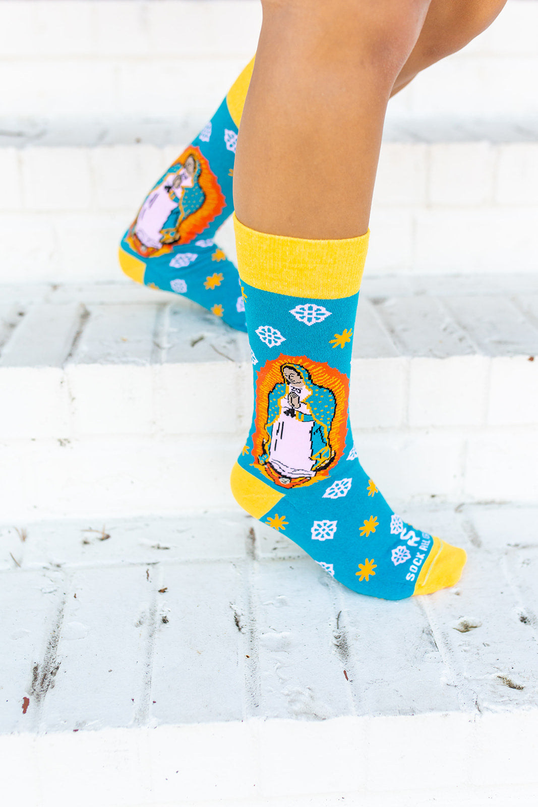 La Virgen de Guadalupe Socks – Toonymania