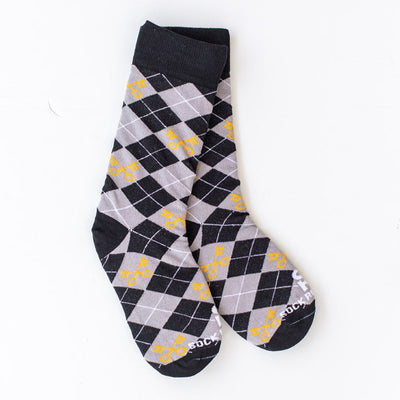 image of keys to the kingdom adult socks, argyle pattern in gray and black with yellow keys